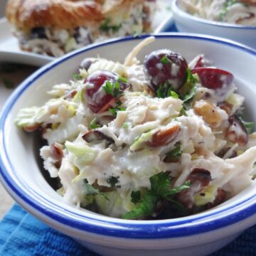 Chicken Salad with Grapes and Cashews