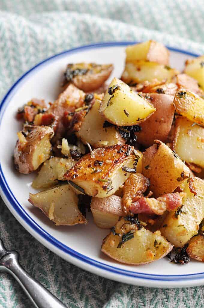 Cast Iron Skillet Potatoes with bacon