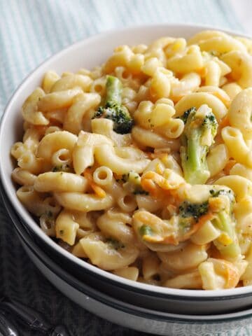 Creamy broccoli mac and cheese in bowl