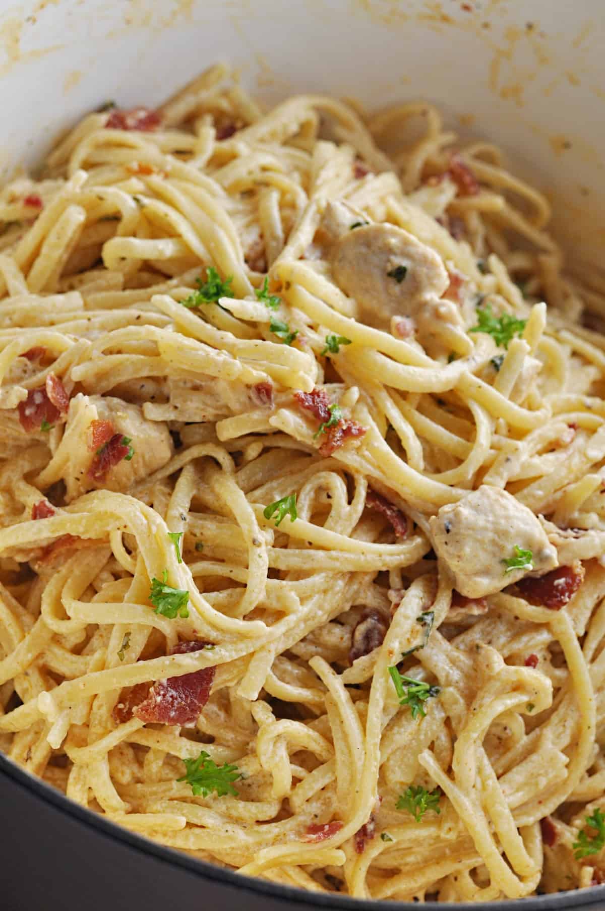 Creamy Pasta with chicken and bacon